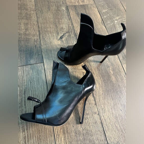 Becki Coakley Heals (Sz 40) Sold Out Online - Picture 5 of 8